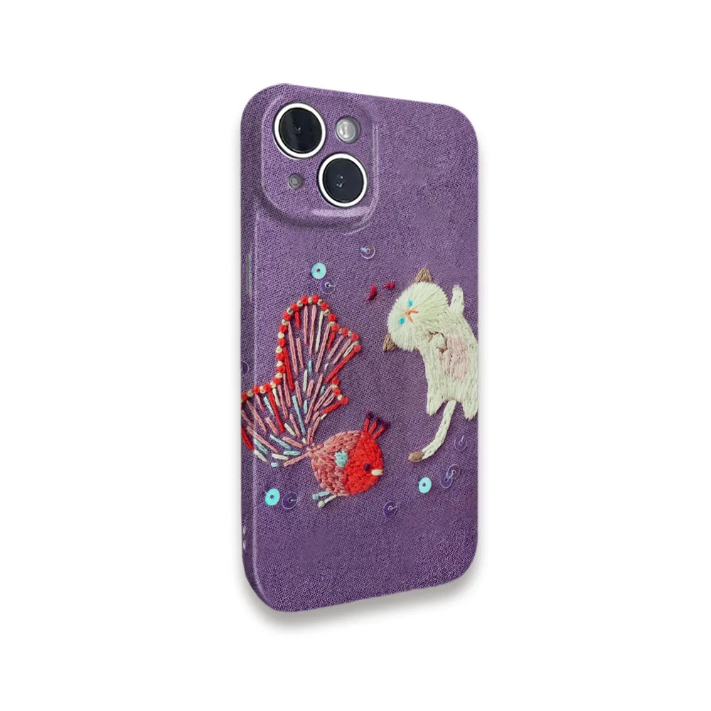 Purple Embroidered Wind Goldfish Cat Phone Case for IPHONE 16 15PRO MAX 14 13 12 11 Acrylic TPU Two in One Magnetic Phone Cases