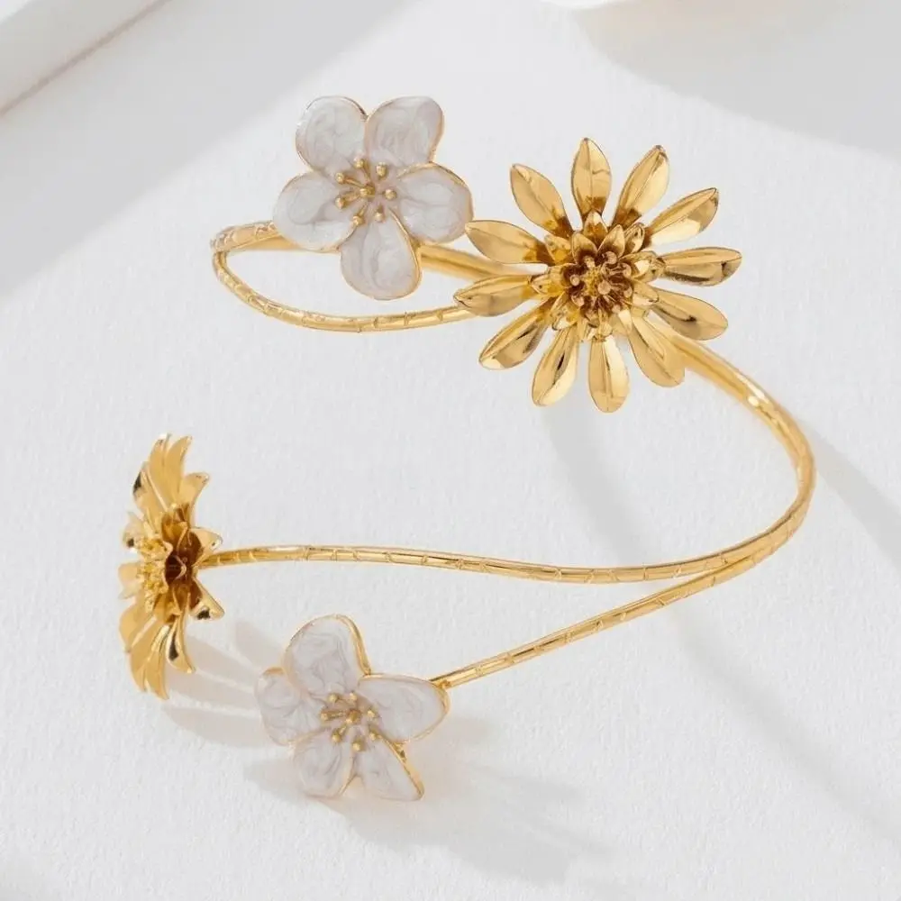 Enamel Glaze Flower Bracelet Adjustable Alloy Chrysanthemum Armlet Open Arm Bangle Exquisite Irregular Apricot Blossom Armband