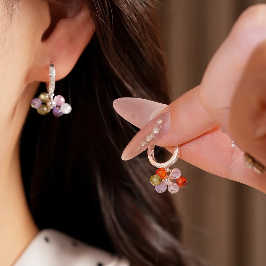 New Colorful Mini Beads Cluster Zircon Hoop Earrings Women Dainty Silver Color Circle Ear Buckles Daily Dating Casual Jewelry K