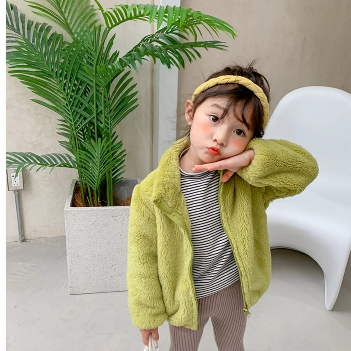 2026 Childrens Wear Fall Winter Suitable Jacket Simple Candy Boys Girls Warm Top Solid Clothes Stylish