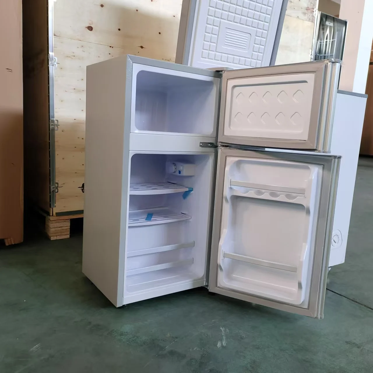 Wholesale Large Capacity Hotel Restaurant Kitchen Household Defrost Double Door Refrigerator Household Refrigerator