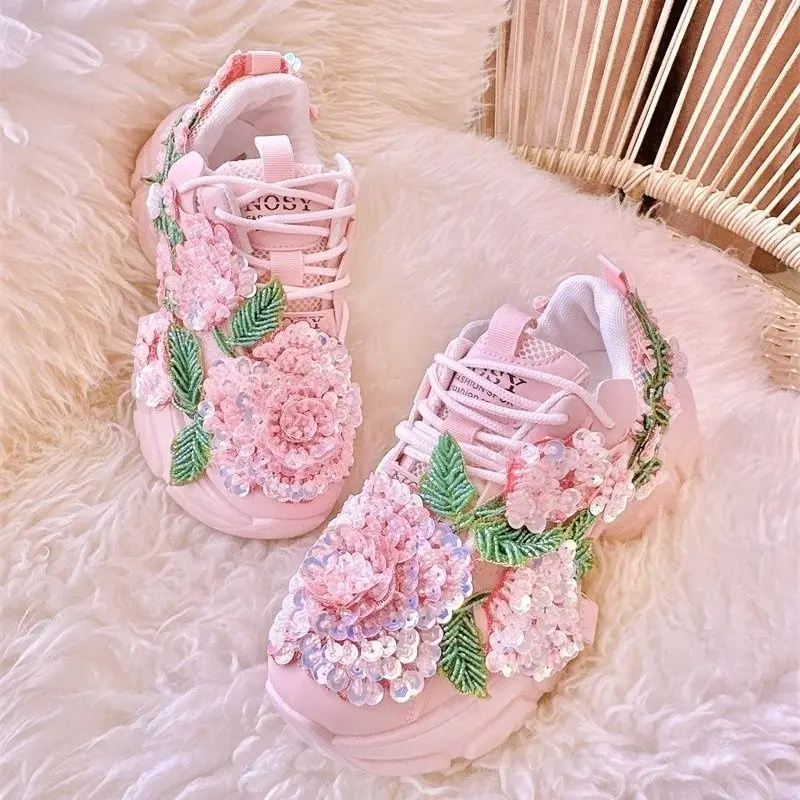 

Sweet Cute Pink Women's Sports Shoes Designer Applique Embroidery Luxury Platform Shoes Lightweight Comfortable Girls Sneaker