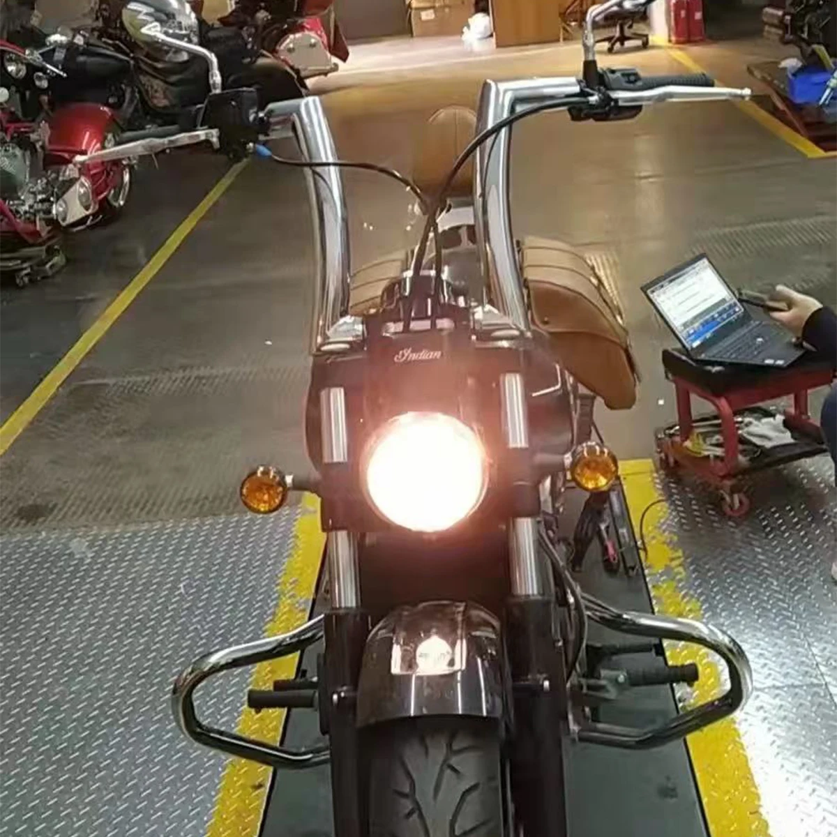 Guidon de moto personnalisé, barre de traînée pour Indian Scout Bobber, 2