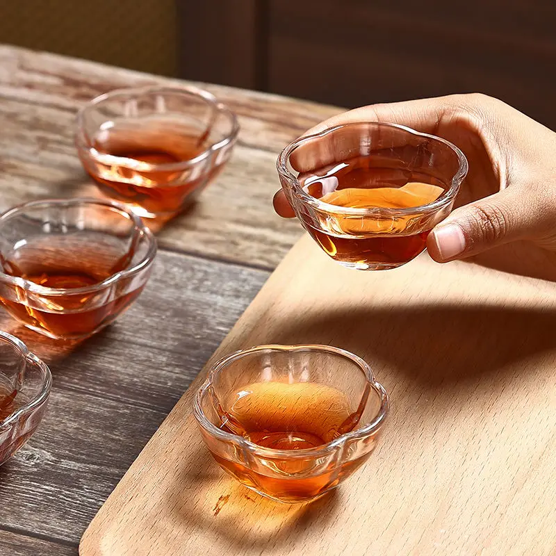 10PCS Handmade Transparent Plum Blossom Cups Thickened Heat-Resistant Japanese Style for Home Host Cups