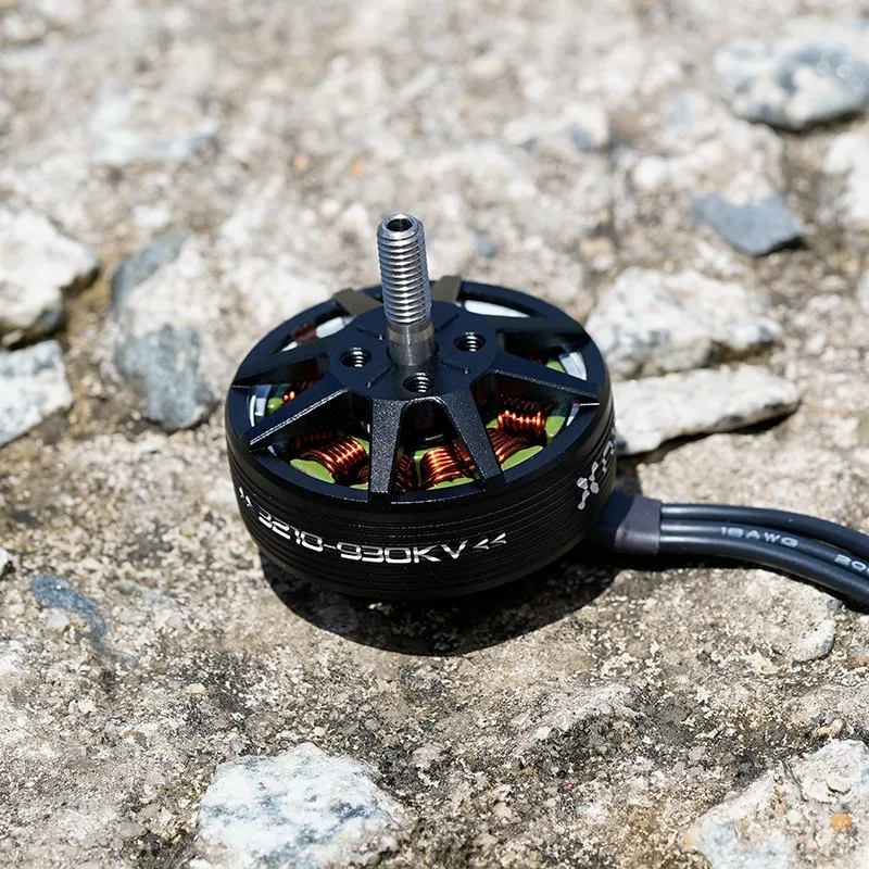 Silnik Foxeer Black Hornet 3210 900KV