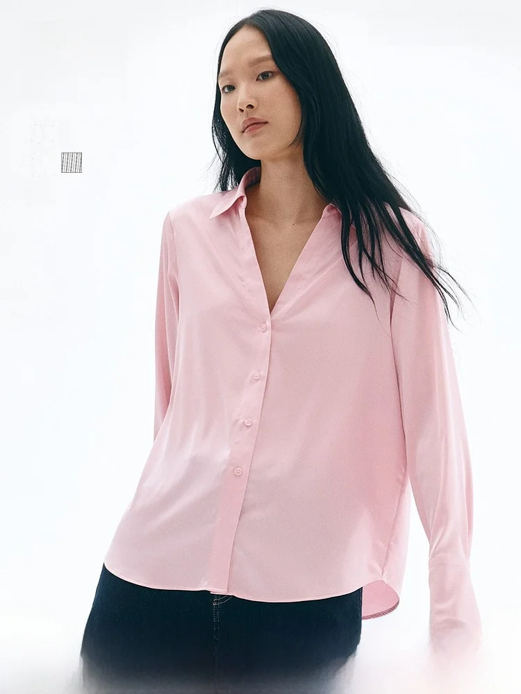 

Женская рубашка H&M: летняя, свободная, с V-образным вырезом, из блестящего сатина, минималистичная, в повседневном стиле, с длинным рукавом, однотонная