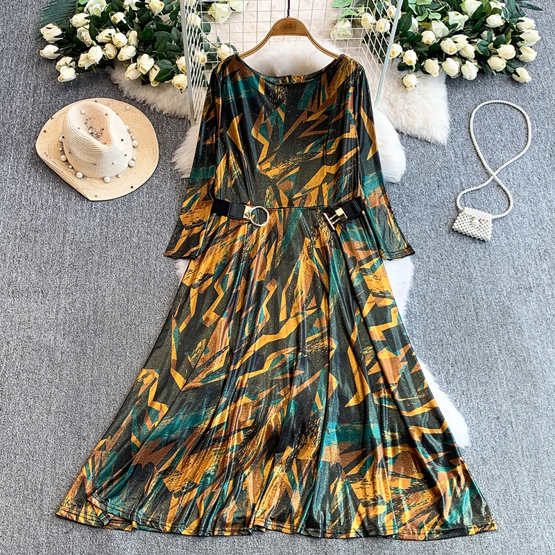 

High end hot stamping printed long sleeved dress women autumn and winter lace-up waist cinching elegant large swing skirt