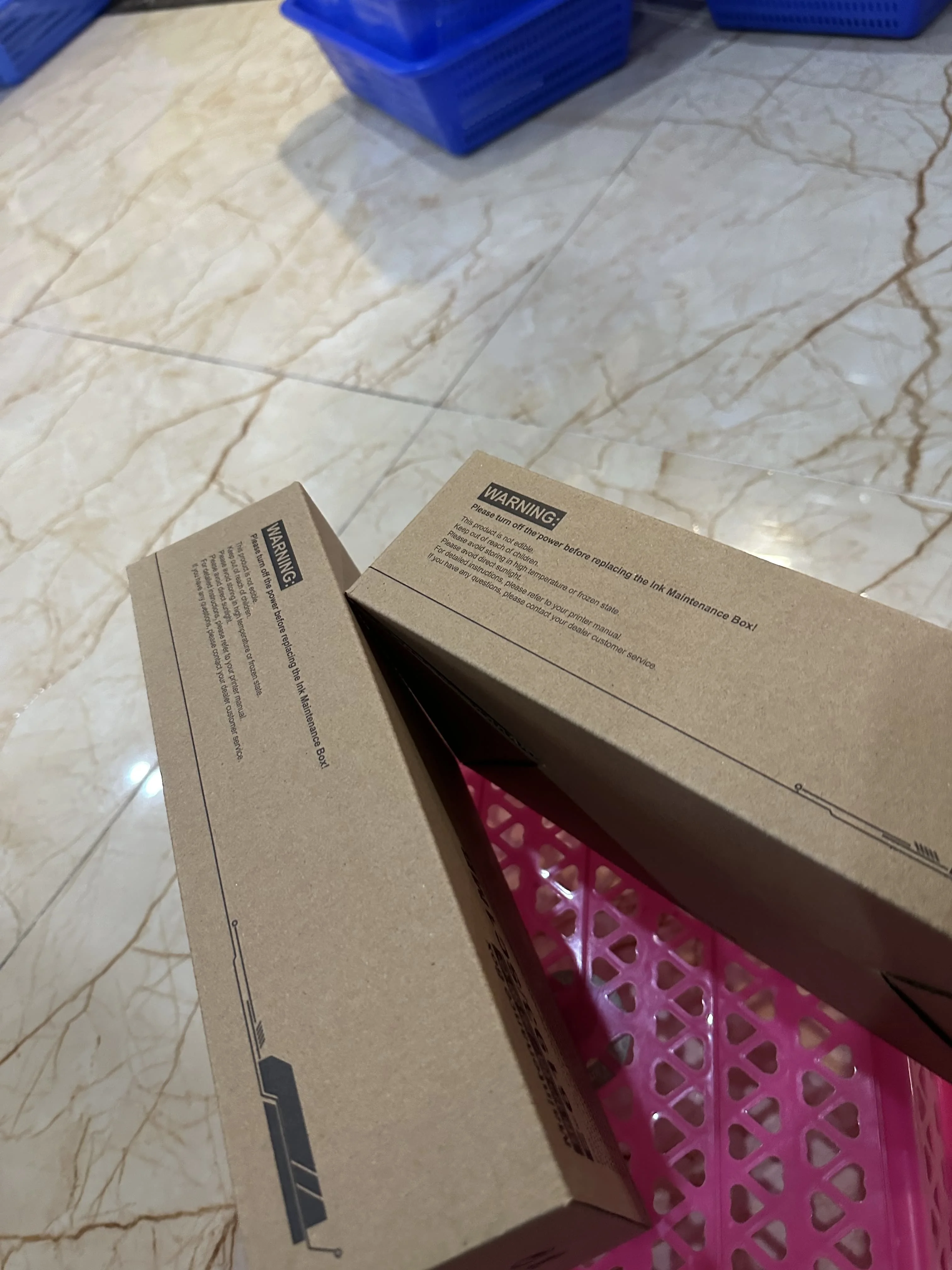 

T6193 Резервуар для обслуживания Epson Surecolor T3000 T5000 T7000 T3200 T5200 T7200 T3070 T5070 T7070 Сброс чипа коробки для отработанных чернил