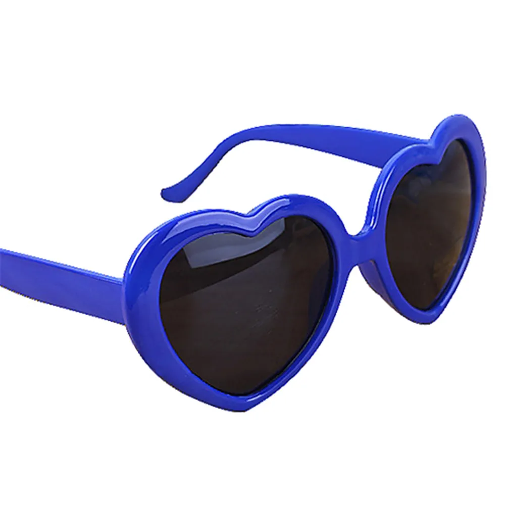 KLASSNUM Fashion Love Heart Sunglasses Women Brand Designer Vintage Sunglass Cute Sexy retro Cat Eye Sunglasses Hot Trendy