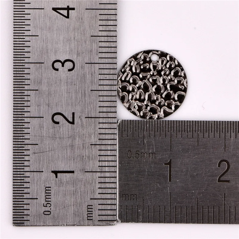 20 pieces  13mm wholesale simple coin style uneven necklace pendant wafer charm charm DIY making accessories