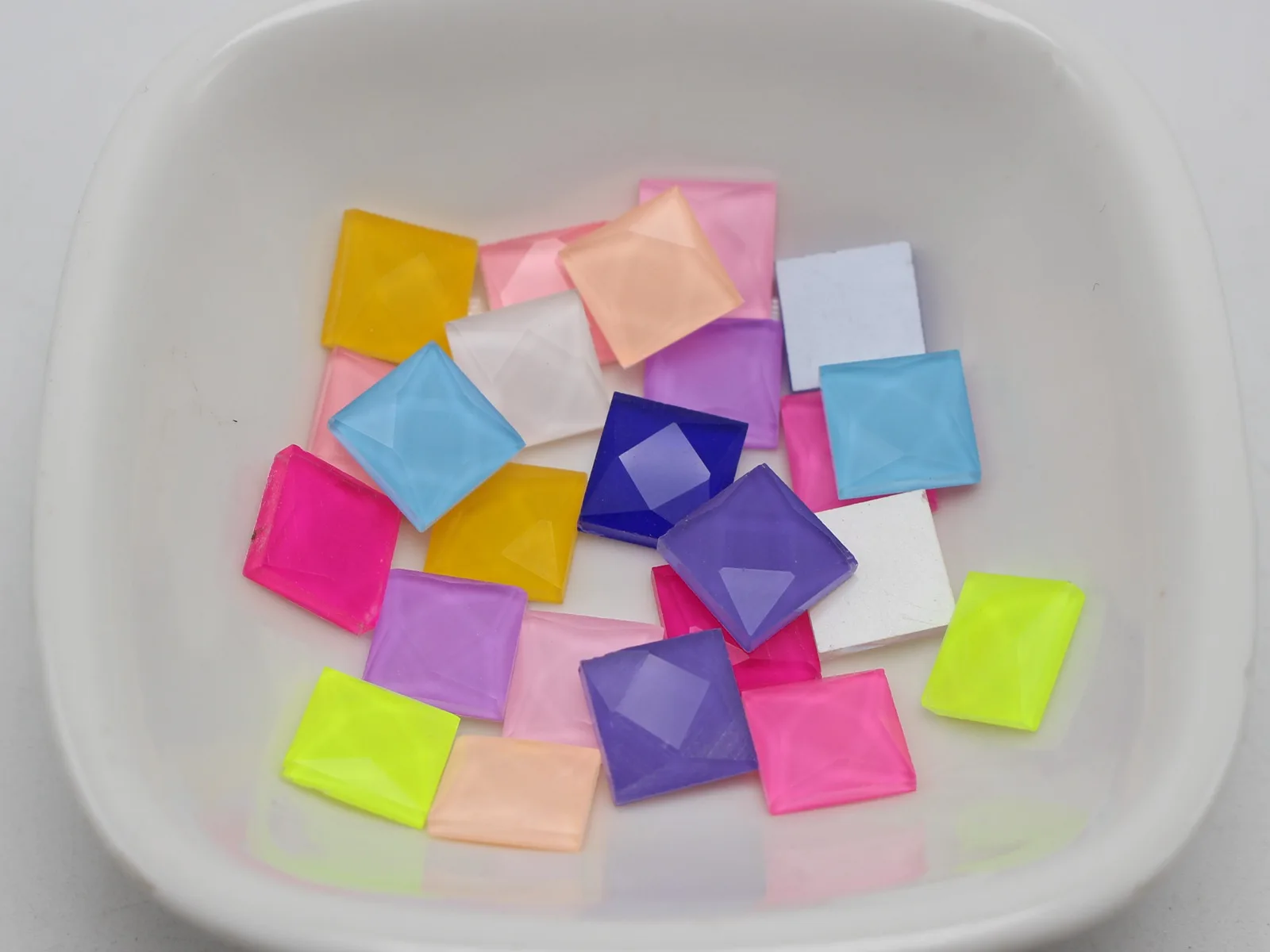 100 Jelly Color Faceted Square Flatback Glass Rhinestone Cabochon Gems 10X10mm