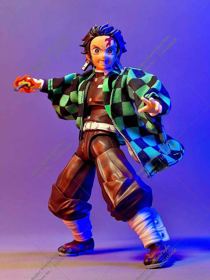 1/12 Scale Cosplay Japanese Demon Slayer Kamado Tanjirou Checkered Trench Coat Windbreak With Iron Wire For 6in Action Figures