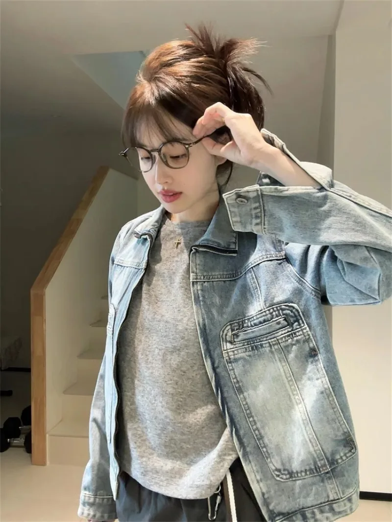 2025 New American Sweet Cool Style Retro Old Spring and Autumn Light Blue Zipper Short Denim Jacket For Women