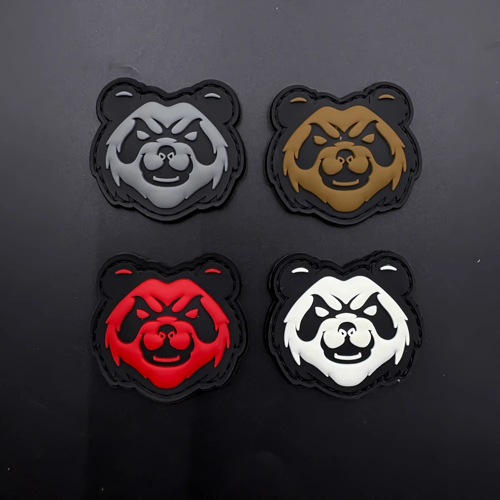 

A Smiling Panda Pattern Pvc Patch Badge Sticker, with a Glow-In-The-Dark Effect, Has a Hook Fastener on the Back, Suitable for Bags, Backpacks, Vests, and Clothing Decoration, Embroidered Patch, Soft Rubber