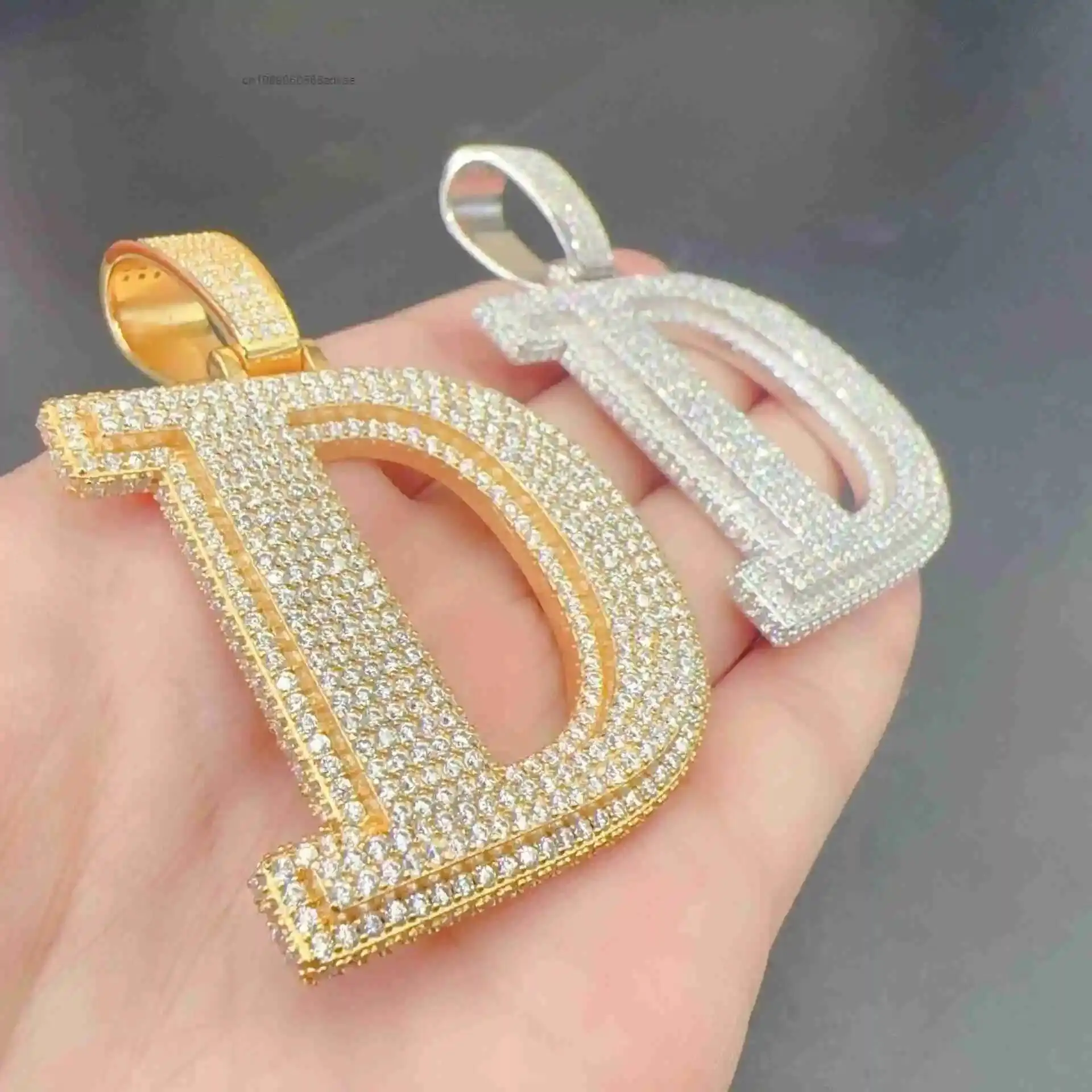 Fashion Hip Hop 925 Silver Moissanite Diamond Necklace Custom Iced Pendant Letter Cuban Link Chain with Pendants Charms..