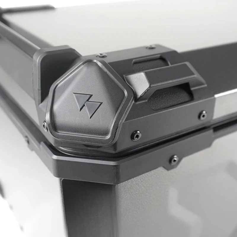 Factory Hot Selling 65L Motorcycle Aluminum Alloy Tail Box Suitable Locomotive Scooter