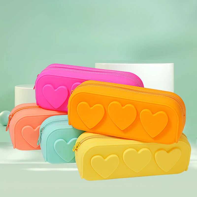 Love Stationery Bag Silicone Pencil Case Convenient Storage Bag Heart Shaped Macaroon Washable Silicone Stationery Bag