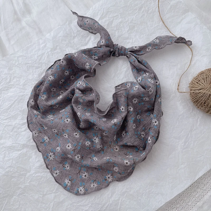 

%cotton Japanese-style floral scarf women with slightly curled edges, sweet and versatile, artistic, soft d