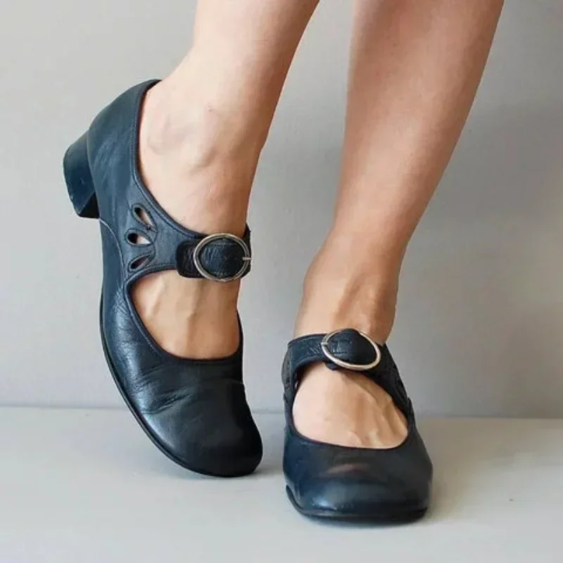 Large Size 40-43 Women's Shoes High Heels Spring 2024 New Low Heel Buckle Shallow Single Shoes Heels