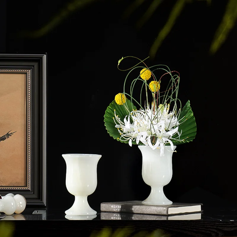 Modern light luxury natural simple jade flower ware model room flower arrangement home jewelry light luxury ornament