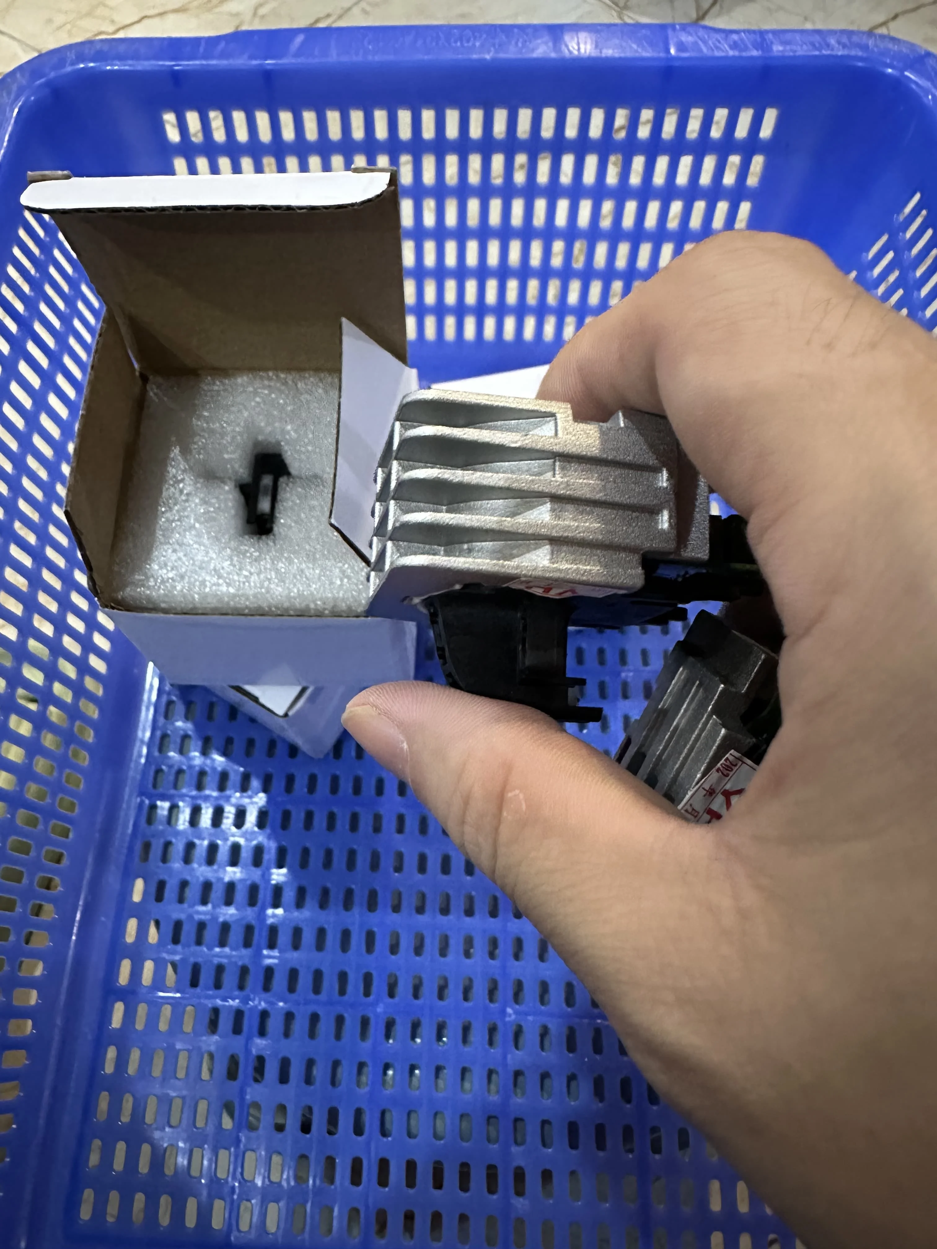 

5pcs new Print Head Printhead for Epson LQ310 LQ350 LQ520 Dot Matrix Printer Head Kit Parts