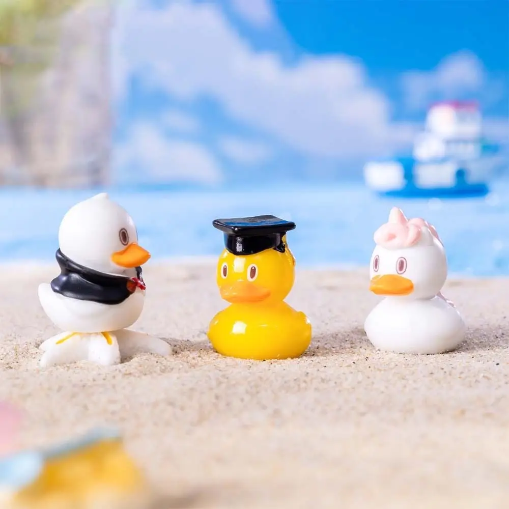 Cute Mini Duck Figurines Resin Crafts DIY Duck Figurines Miniature Cartoon Handmade Micro Landscape Decoration