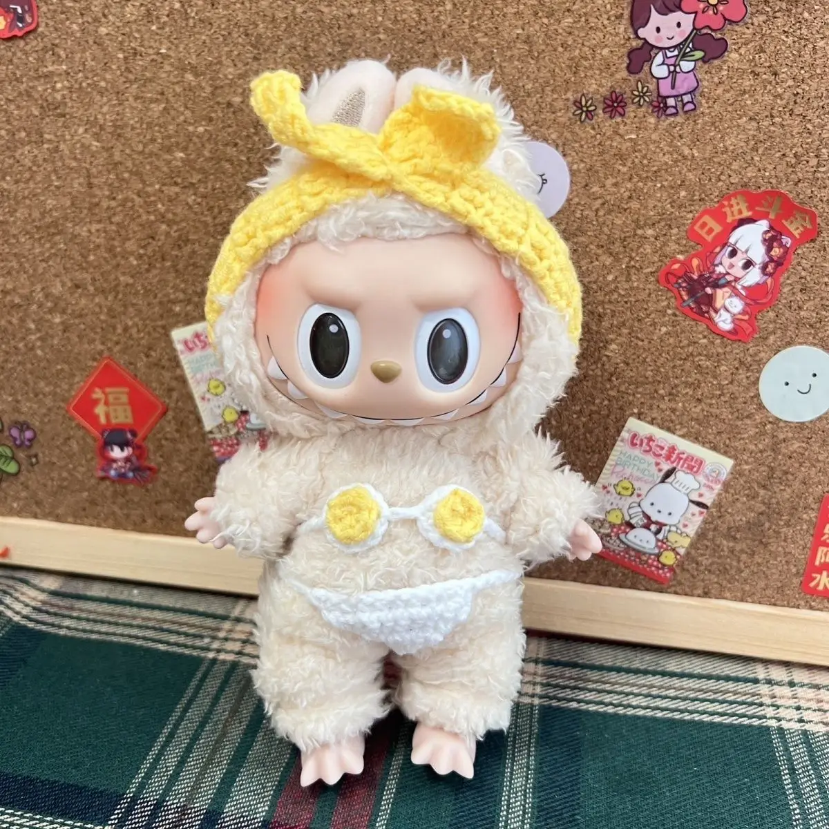 

Летнее бикини Kawaii, кукольная одежда, наряд для Labubu, комплект с подвеской, купальник, сексуальный комплект бикини, вязание крючком ручной работы