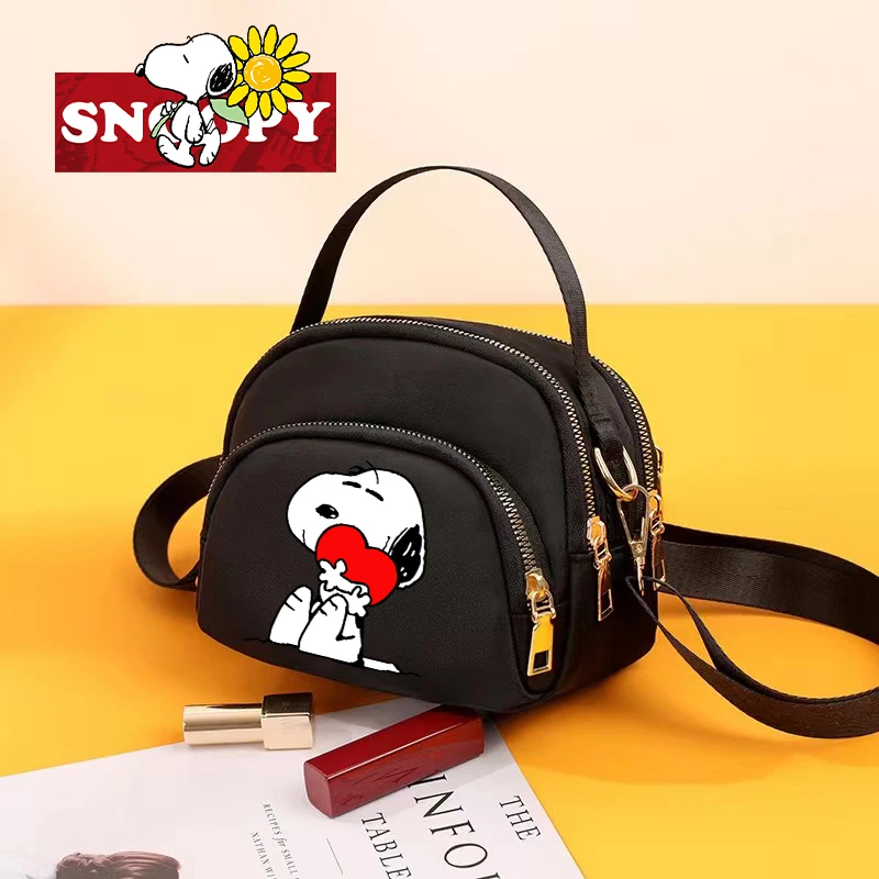 Snoopy Messenger Bag Women's Shoulder Bag Teenager Girls Crossbody Bags Fashion Portable Anime Zipper Handbag Gifts for Friends