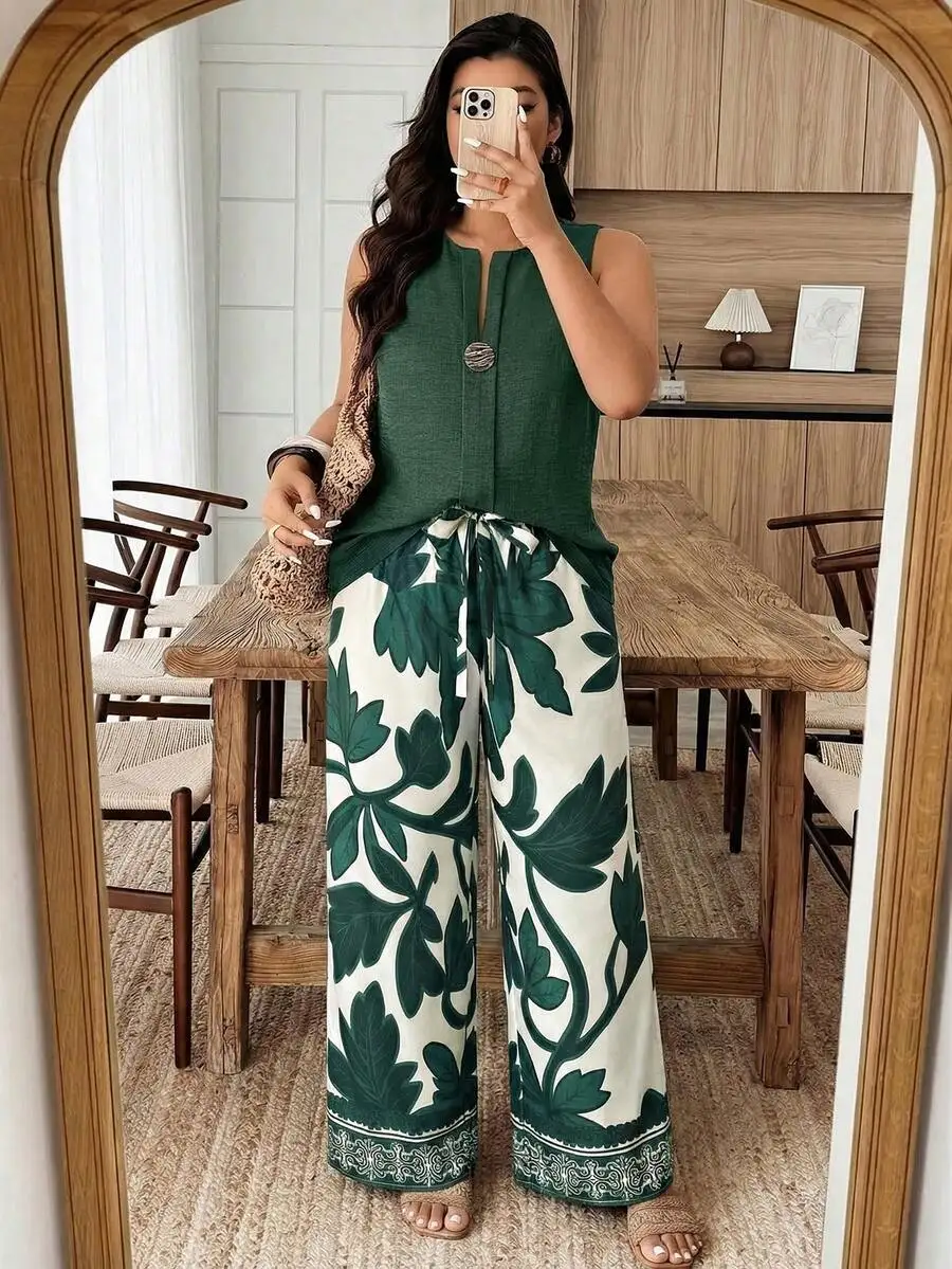 

Plus Size Women Sleeveless Top And Loose Leaf Print Pants Two Piece Set