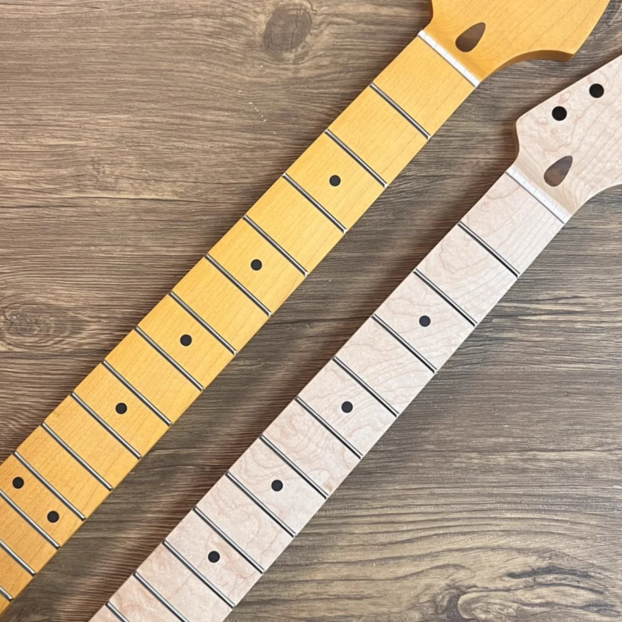 Guitar Neck Vintage Matte Electric Guitar Neck Maple Fingerboard 1PC