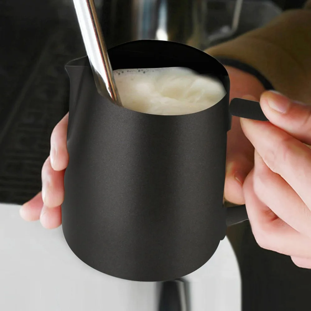 

Stainless Steel Milk Frothing Pitcher Non Stick Coating Black Coffee Pitcher 450ml Capacity Inclined Mouth