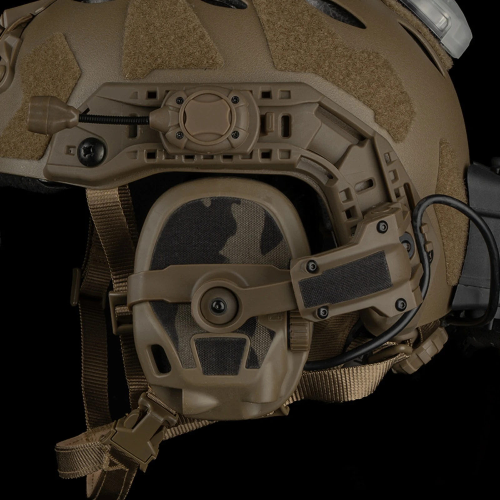 Tactical Headset Sticker Camouflage Magic Patch for GEN6, Headset Earmuffs Decoration Accessaries for Hunting Shooting