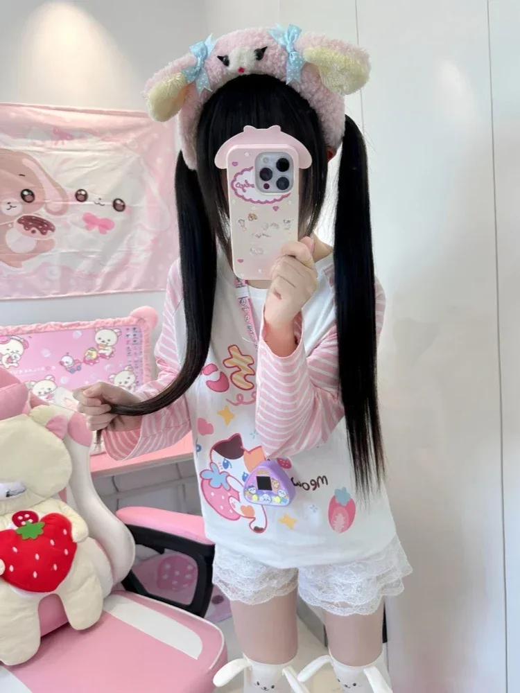 Houzhou y2k harajuku cuteore t camisas femininas estilo japonês doce listrado retalhos impressão dos desenhos animados solto moletom macio menina