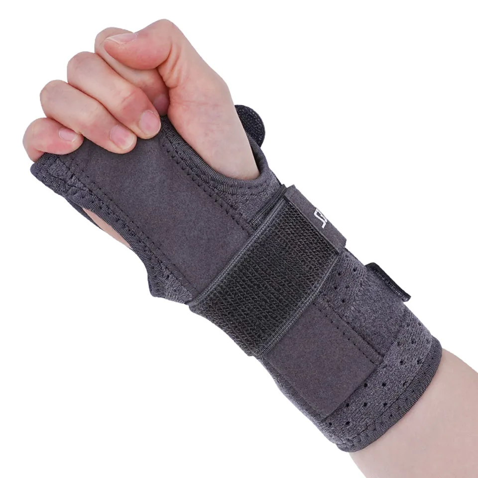 AOLIKES 1PCS Carpal Tunnel Wrist Brace Support with 3 Straps and Metal Splint Stabilizer - Helps Relieve Tendinitis Arthritis