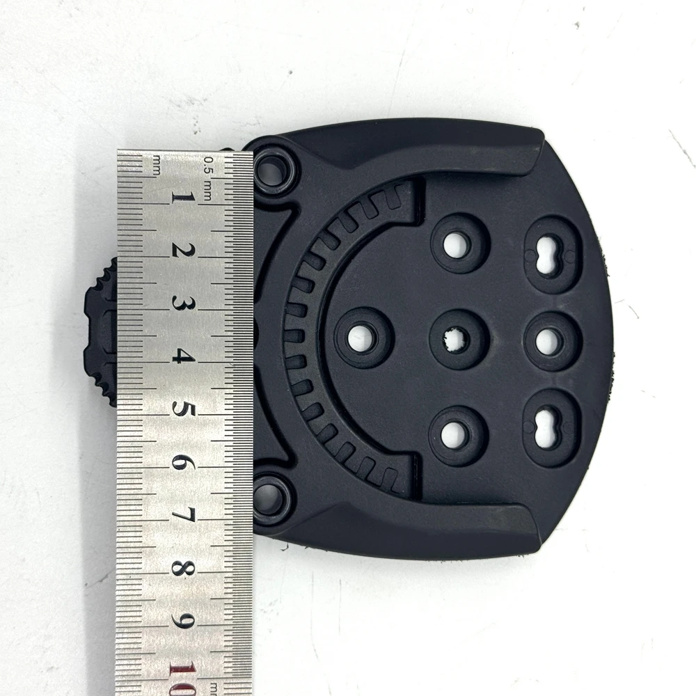 Schnellmontagesystem für Holster, Magazintaschen und taktische Ausrüstungszubehörteile – Detail 6