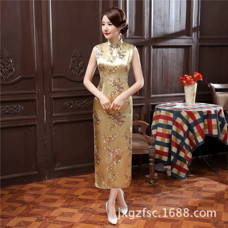 

Retro Chinese Tradition Print Qipao Long SatinHigh Split Cheongsam Performance Evening Cheongsam Slim Fit Retro Sleeveless