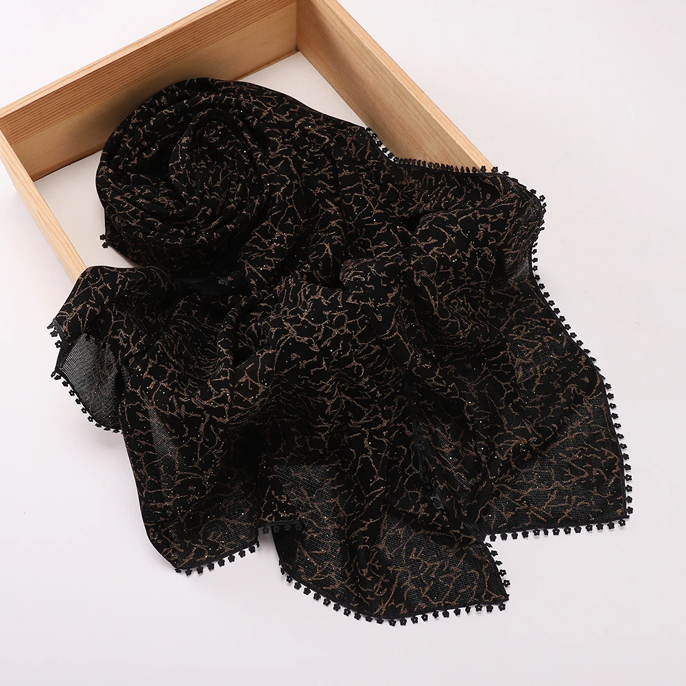 Vintage Glitzer-Hijab für Frauen, schwarz-brauner Schal mit Blumenmuster und Quastenrand, muslimisches Kopftuch, islamischer Schal. – Detail 3