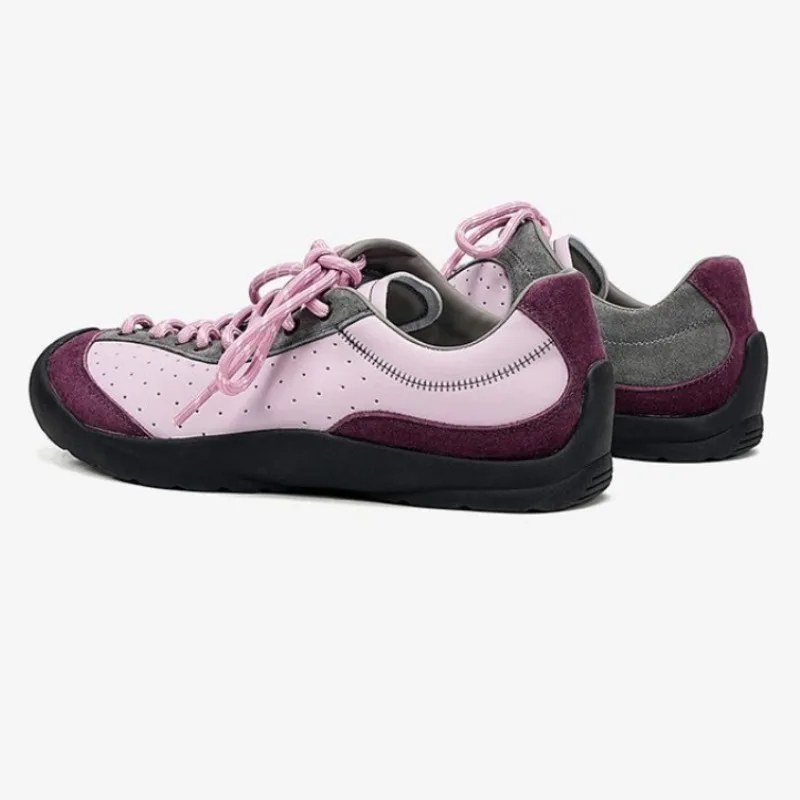New Cool Athletic Shoes Women Breathable Gym Shoes For Lady Anti-Slip Indoor Gym Shoes Top Quality Gym Training Shoe For Women