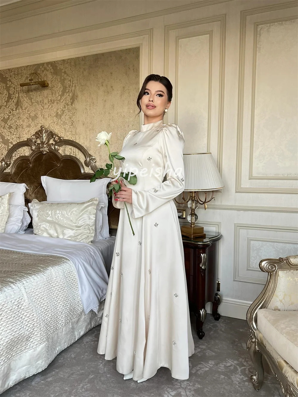Robes longues trapèze plissées en strass, personnalisées, à la mode, col haut, robes d'occasion sur mesure, exquises, élégantes et formelles