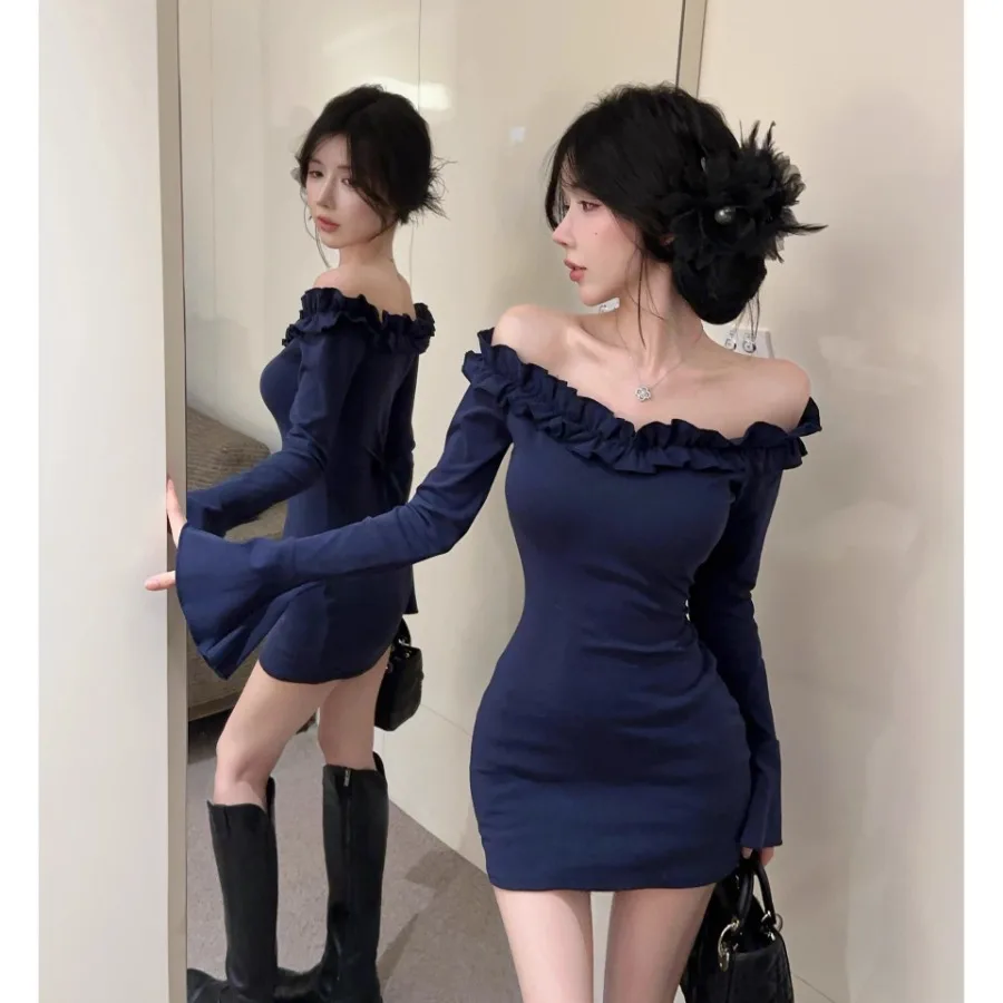 

【New style】Spring temperament ruffled one-shoulder dress for women with flared sleeves, short skirt, long-sleeved skirt, slim a