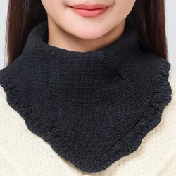 Fashion Knitted Scarf Triangle Neckerchief Winter Warm Ladies Neckscarf Neck Protection Simple Neckwear Scarves 29*26cm