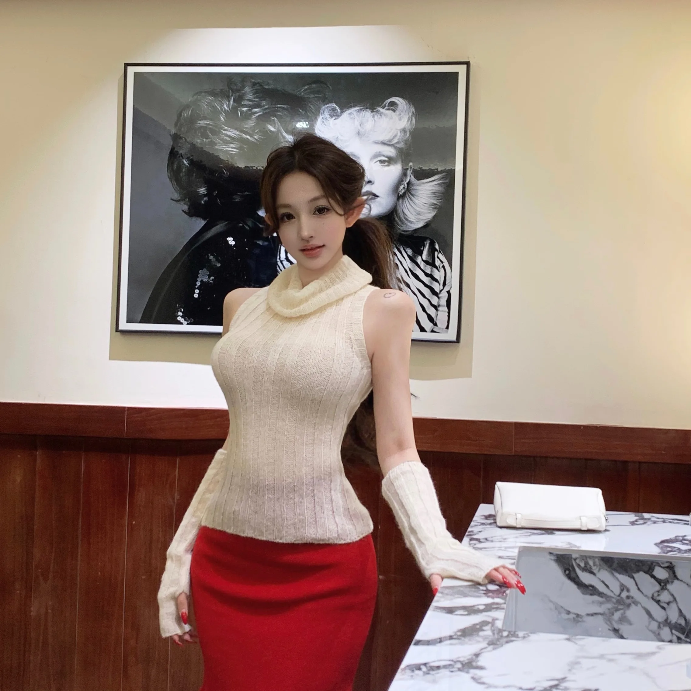 Модный вязаный повседневный красный топ с утягивающей талией и осенне-зимний комплект для женщин, свитер с высоким воротником