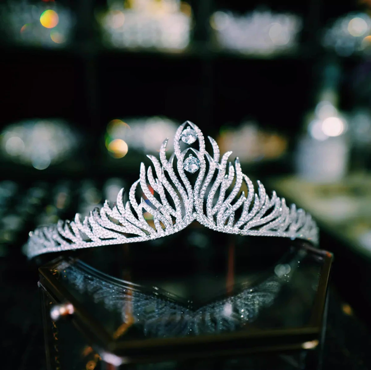 lujosas-tiaras-de-princesa-con-disenos-de-fuego-y-circones-para-novias-accesorios-europeos-para-el-cabello