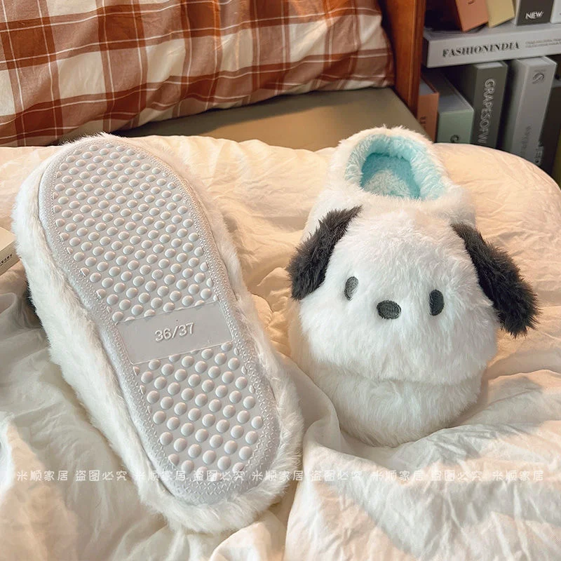 Sanrio Kuromi Pachacco peluche pantofole morbide Y2k inverno Kawaii Baotou scarpe casa pavimento interno caldo carino mezzo avvolto scarpe di cotone