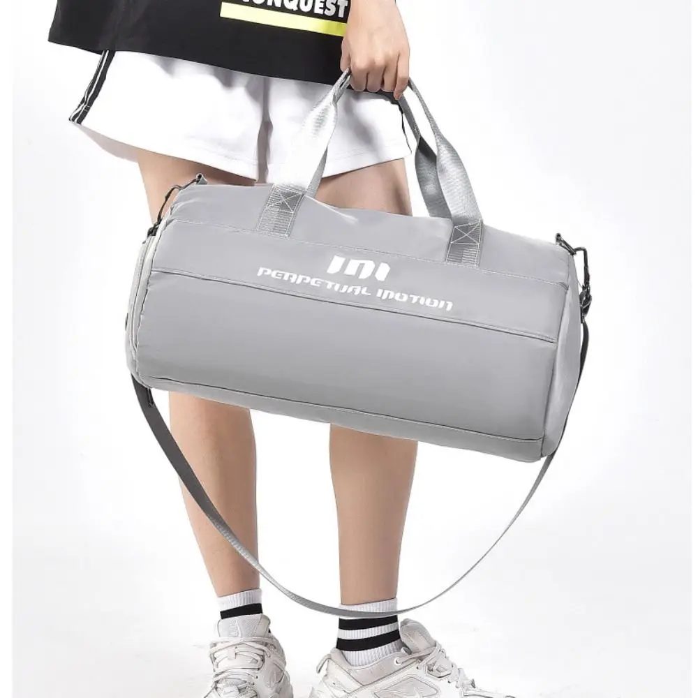 sac-de-sport-a-separation-humide-seche-grande-capacite-compartiment-a-chaussures-sac-bandouliere-leger-poche-humide-sac-de-basketball