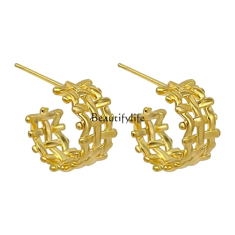 

European and American metal irregular woven earrings exaggerated atmosphere earrings temperament simple high sense