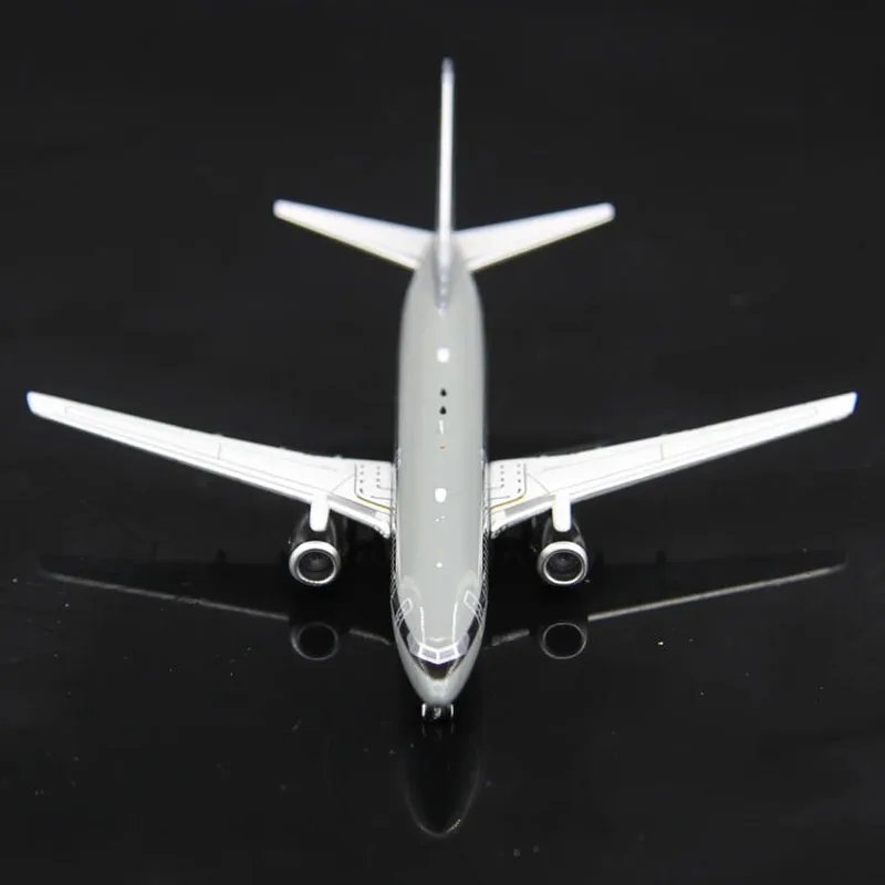 دييكاست 1:400 مقياس سبيكة SpaceX B737-800 N154TS نموذج طائرة كلاسيكي الانتهاء ثابت مجموعة حلية هدية العرض