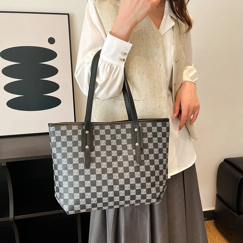 

Новое поступление 2025! Женская большая сумка в стиле ретро с буквами — минималистичный дизайн, универсальная сумка через плечо/ручная переноска