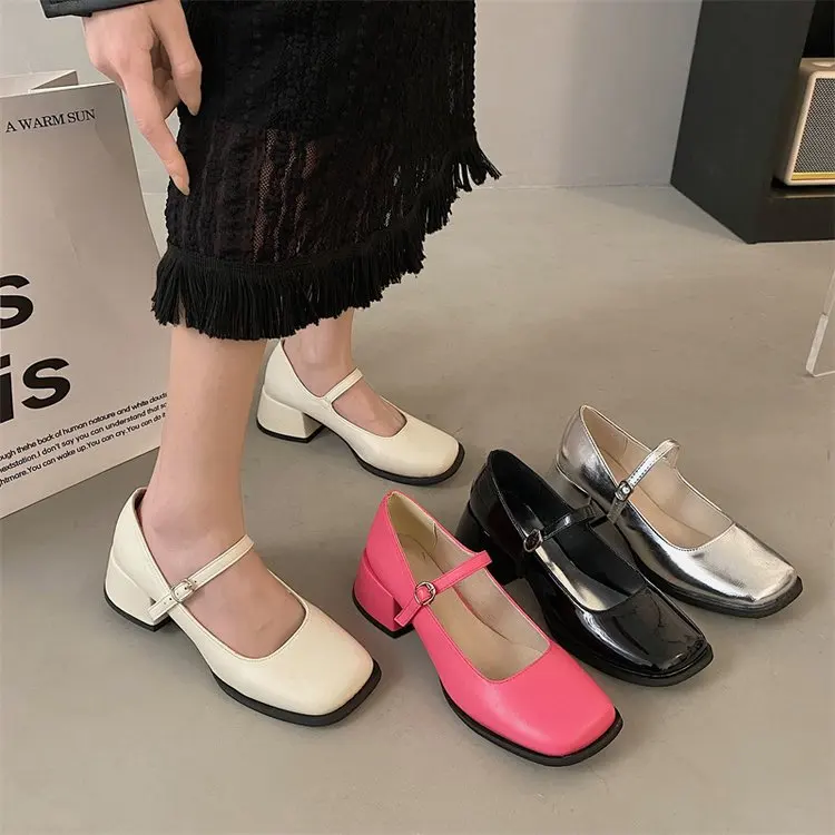 2023 Design Buckle Pumps Thick Heels HIgh Heels for Lady Mary Jane Shoes Platform Waterprof JK Punk Shoes Footwear Square Heel