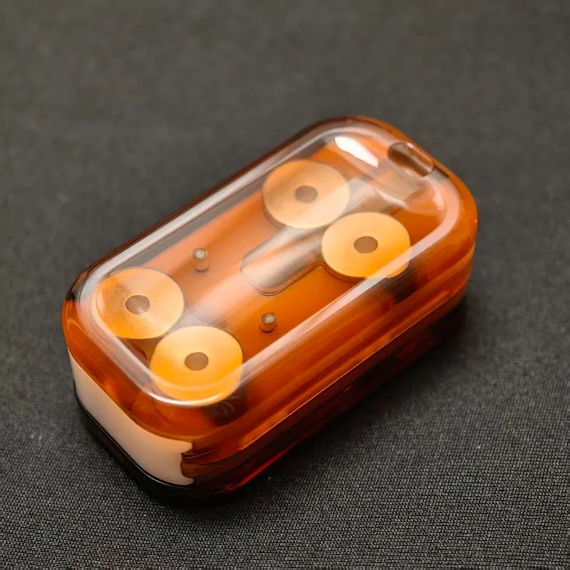 SJYEDC Space Capsule Vibrating Tactile Mechanical Fingertip Card Pushing Desktop Decompression Toy